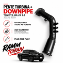 Pente para Turbina + Downpipe Toyota Hilux 2.8 2022 a 2025 Aço Carbono com Pintura de Alta Temperatura, Plug and Play e Entrada para Todas as Sondas